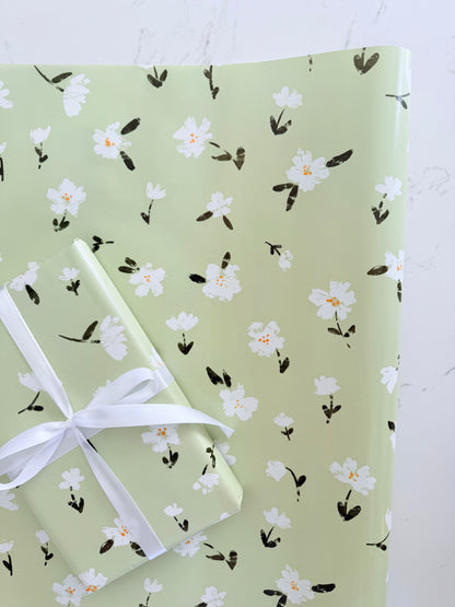 Green Daisies Wrapping Paper Roll | Continuous Wrapping Paper Roll for Everyday Celebration or Occasion | Floral Gifts for Her